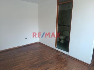 Venta De Departamento 2Do Piso Mas Aires