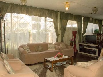 Vendo Casa Rentera Precio de Oportunidad en el Sector de la Gasca