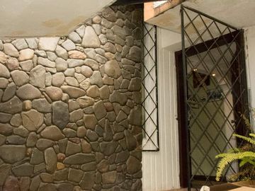 Vendo Casa Rentera Precio de Oportunidad en el Sector de la Gasca