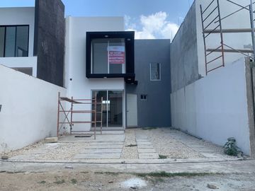 CASA EN VENTA, PLAN DE AYALA NORTE, TUXTLA GTZ, CHIAPAS