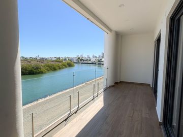 Departamento en venta en Fracc El Cid Marina Mazatlan