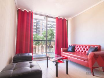¡Oportunidad Única! En venta hermoso depto a cuadras de Metro Santa Lucía