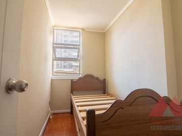 ¡Oportunidad Única! En venta hermoso depto a cuadras de Metro Santa Lucía