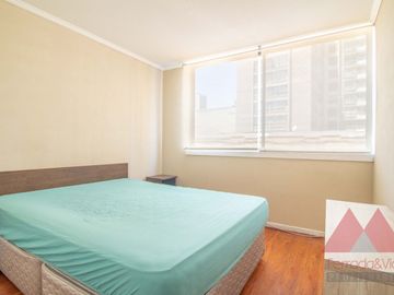 ¡Oportunidad Única! En venta hermoso depto a cuadras de Metro Santa Lucía