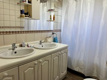 Se vende Casa en Los Notros