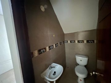 casa con local comercial de venta en Montecristi