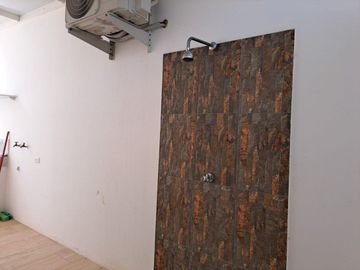 casa en alquiler ubicada en manta zona sur L/F