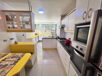 Gran Depto En Muy Buen Sector a pasos de Metro