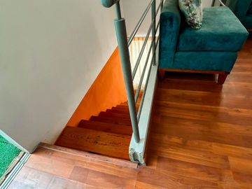 Vendo Departamento Duplex En Condominio De 117M2 En La Urb. El Sol De Carabayllo