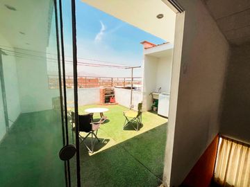 Vendo Departamento Duplex En Condominio De 117M2 En La Urb. El Sol De Carabayllo