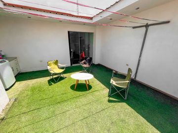 Vendo Departamento Duplex En Condominio De 117M2 En La Urb. El Sol De Carabayllo