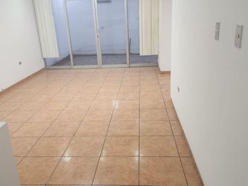 LINDA CASA 260M2 CERCA AL JOCKEY EN SAN BORJA