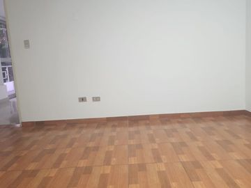 LINDA CASA 260M2 CERCA AL JOCKEY EN SAN BORJA