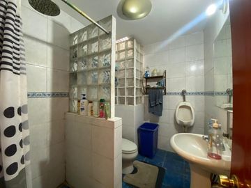 OCASIÓN,LINDA CASA FTE A PARQUE