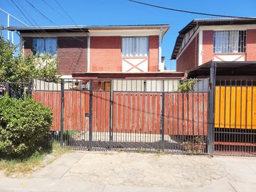 SE VENDE CASA 2PISOS ALBAÑILERIA
