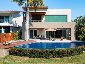 casa en venta en campo de golf el tigre