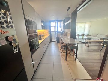 Semi Nuevo, Luminoso Y Acogedor Depto, Rebajado!!!