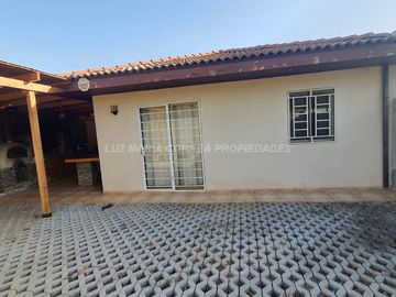 Hermosa Casa de un Piso en Condominio Privado – Seguridad, Comodidad y Excelente Ubicación en La Cruz