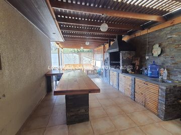 Hermosa Casa de un Piso en Condominio Privado – Seguridad, Comodidad y Excelente Ubicación en La Cruz