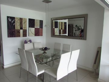 Lindo Dpto. 180 m² Terraza Frente Las Lagunas La Molina