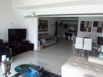 Lindo Dpto. 180 m² Terraza Frente Las Lagunas La Molina