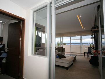 VENTA DE PENTHOUSE EN CUMBAYÁ – 392 m², TERRAZA Y ÁREAS EXCLUSIVAS 🏡