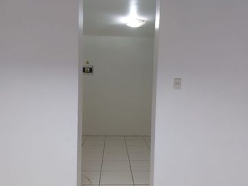 Alquiler De oficina Primer Piso - San Luis