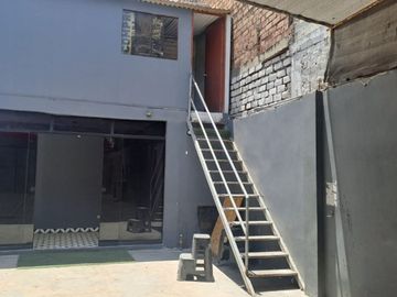 EXCELENTE OPORTUNIDAD COMERCIAL – CASA+LOCAL 430M2 ZONA ESTRATEGICAMENTE COMERCIAL