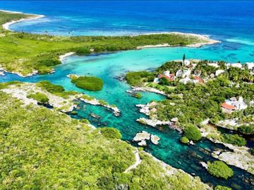 ESPECTACULAR VILLA EN AKUMAL (FRENTE LAGUNA YALKU)