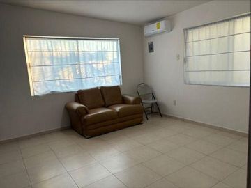 Excelente casa en col. Petrolera muy bien ubicada