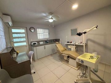 Excelente casa en col. Petrolera muy bien ubicada