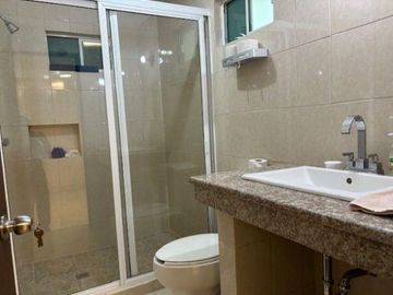 Excelente casa en col. Petrolera muy bien ubicada