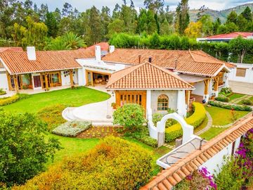 En Venta Casa de Lujo en Cuenca en Challuabamba