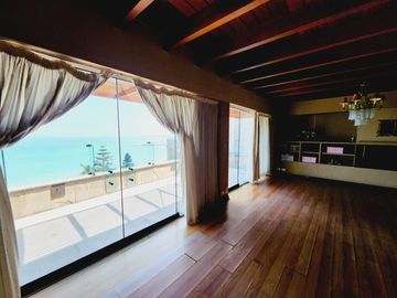 SE VENDE DUPLEX PENTHOUSE  EN EL MALECÓN PAUL HARRIS, BARRANCO