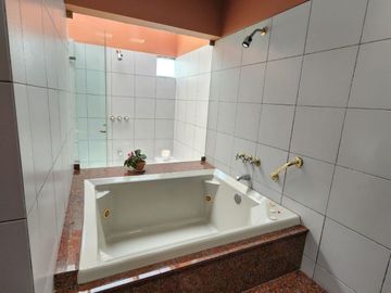 SE VENDE DUPLEX PENTHOUSE  EN EL MALECÓN PAUL HARRIS, BARRANCO