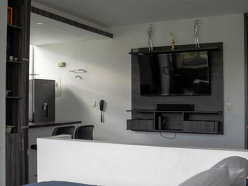 APARTA ESTUDIO AMOBLADO EN VENTA - PARQUE LA ELECTRIFICADORA