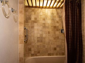CASA EN VENTA EN JARDINES DEL PEDREGAL .