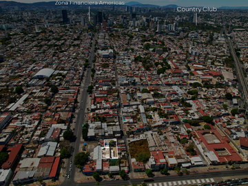 propiedad cerca zona financiera Guadalajara. ideal para construir departamentos