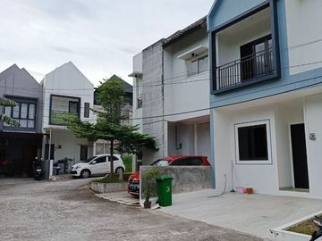 Rumah 2 Lantai Murah Cinere Pondok Cabe Tangsel Dekat MRT Lebak Bulus