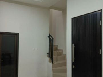 Rumah 2 Lantai Murah Cinere Pondok Cabe Tangsel Dekat MRT Lebak Bulus