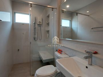 Nantawan Bangna KM.7 corner plot near Mega Bangna