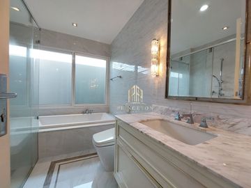 Nantawan Bangna KM.7 corner plot near Mega Bangna