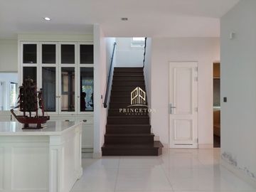 Nantawan Bangna KM.7 corner plot near Mega Bangna
