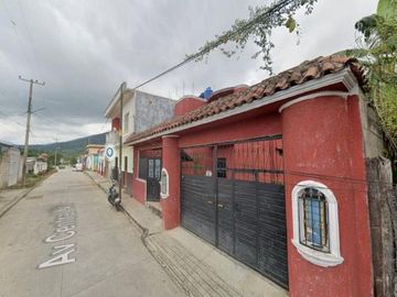 CASA LIT., Avenida Central Norte , Barrio San Antonio, 30353 Las Rosas, Chiapas.