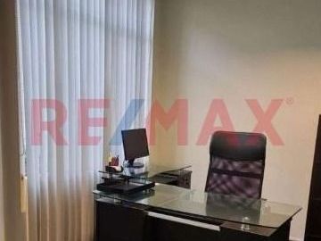 Alquiler De Oficina Amoblada En San Isidro - 45M²