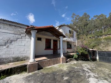 Vendo casa grande: Conocoto.. entrada Monserrat