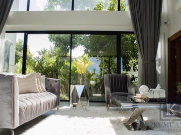 New Luxury Pool Villa, Nordic Style, San Phak, Hang Dong, near Chiang Mai Airport.