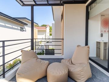 Luxury 3-Bedroom Pool Villa Near Kad Farang, Chiang Mai