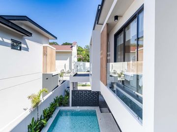 Luxury 3-Bedroom Pool Villa Near Kad Farang, Chiang Mai