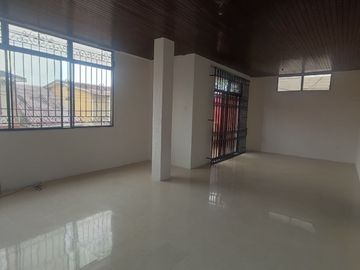 SE VENDE CASA CON 2 DEPARTAMENTOS EN LA SAIBA, SUR DE GUAYAAQUIL